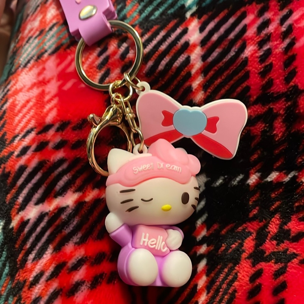 Hello Kitty keychain